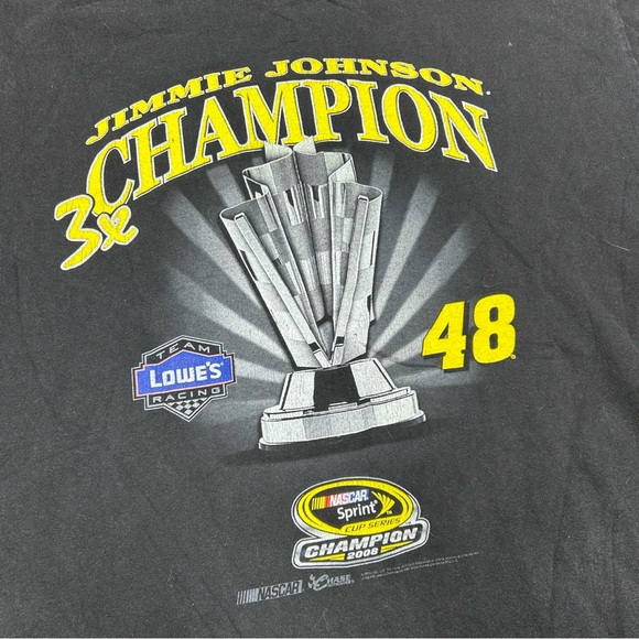 Chase Authentics Jimmie Johnson NASCAR Lowes 2008 3x Champion Sz L - Picture 2 of 3